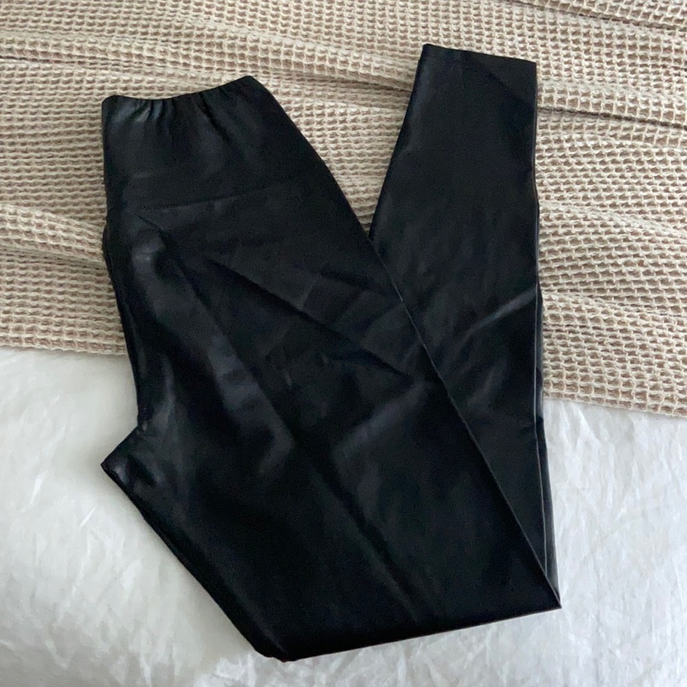 Wilfred Free Leather Leggings